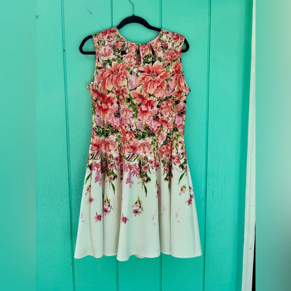 Gabby Skye Women’s Floral Fit and Flare Sleeveless Dress Size 12 - Picture 1 of 9